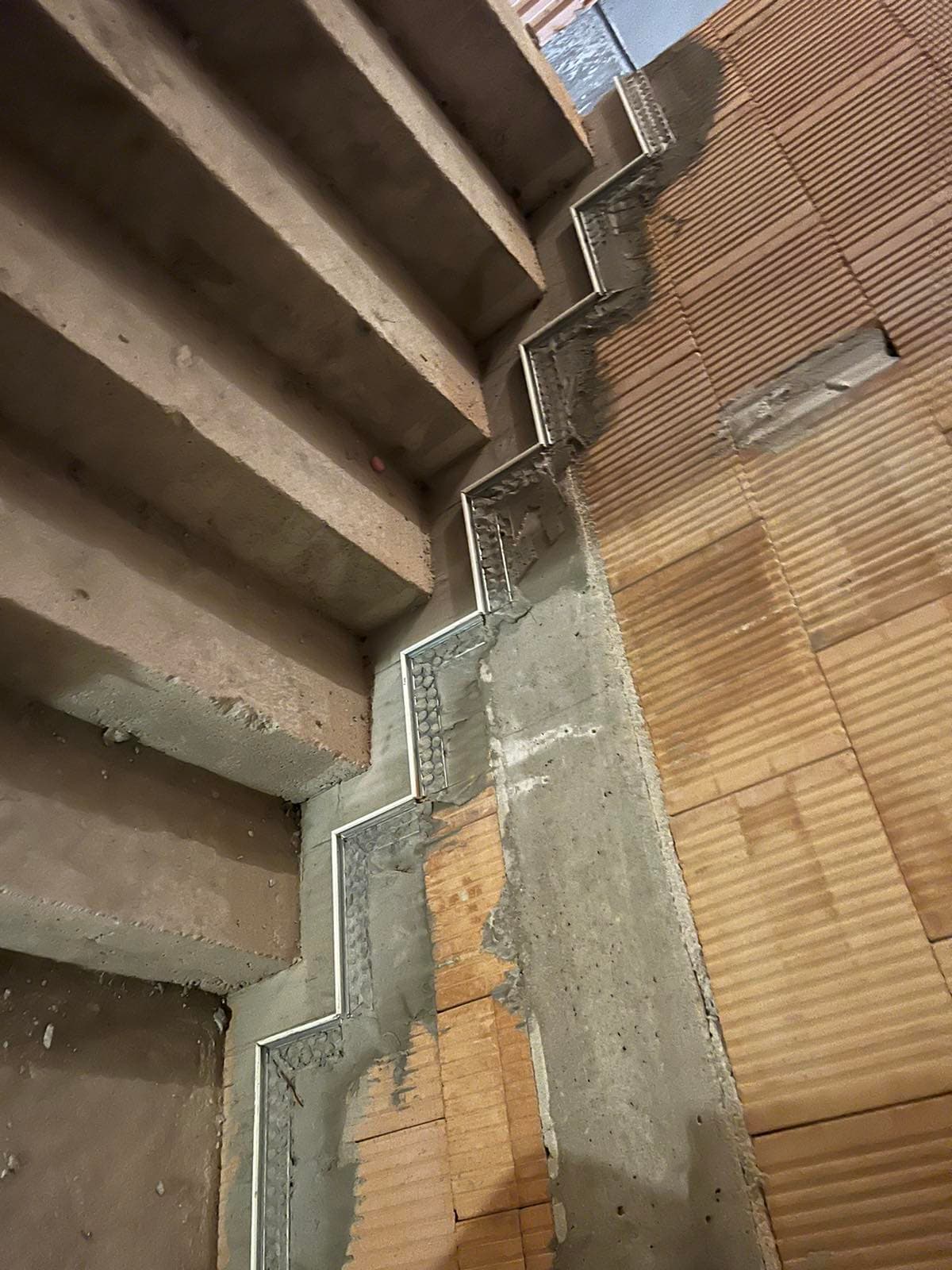 Bauprojekt von Home-Verputz: verputztes Wohnhaus mit Fassade und Vollwärmeschutz – Bild 15