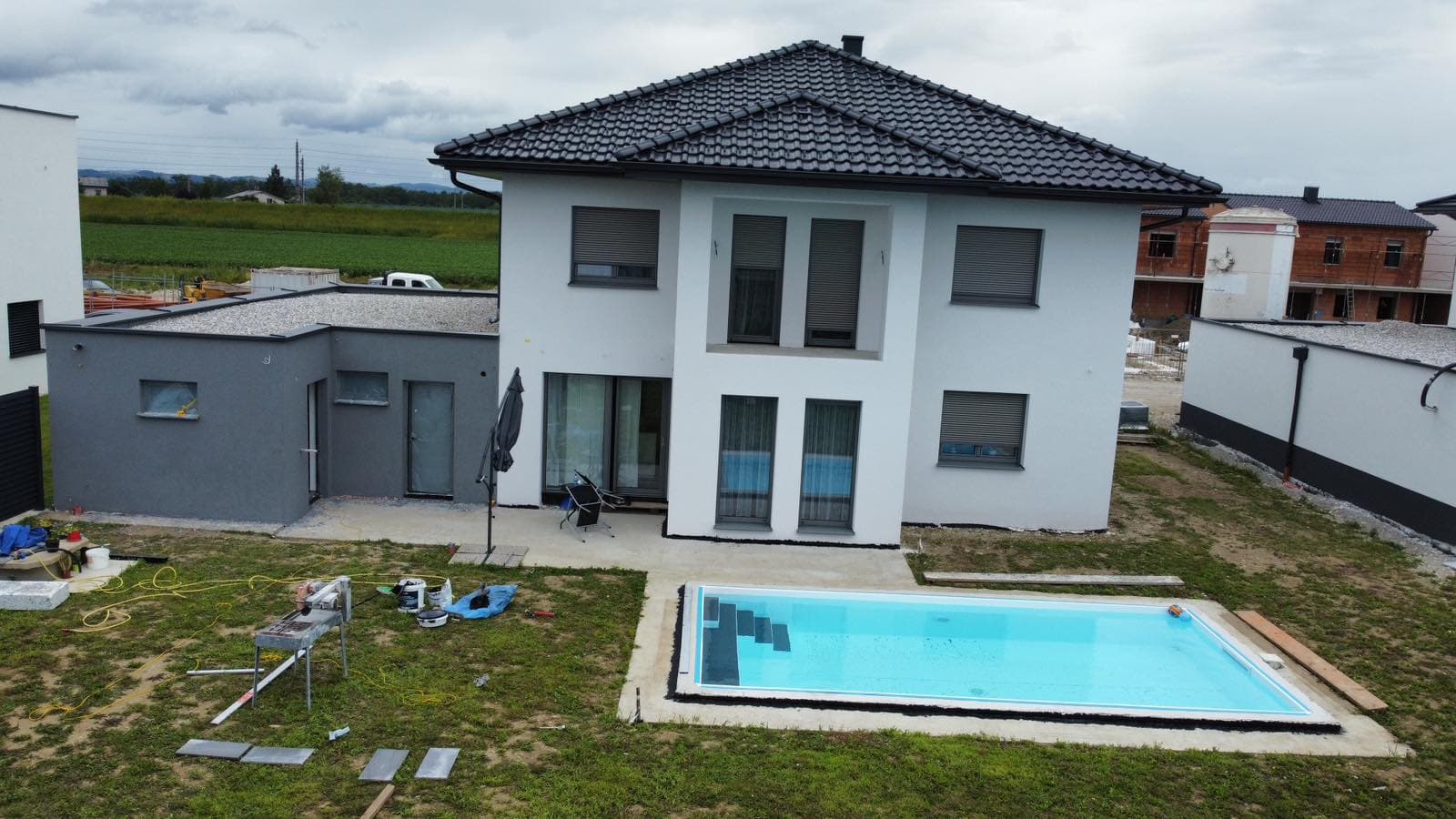 Bauprojekt von Home-Verputz: verputztes Wohnhaus mit Fassade und Vollwärmeschutz – Bild 38